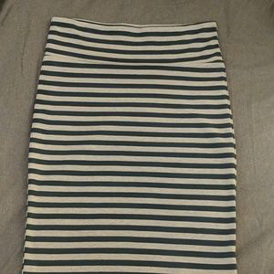 LulaRoe Cassie skirt